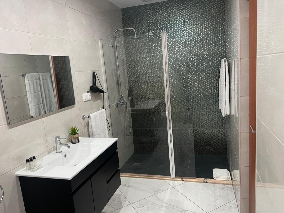 Hotel Residencial Santo Amaro Tarrafal  Zewnętrze zdjęcie