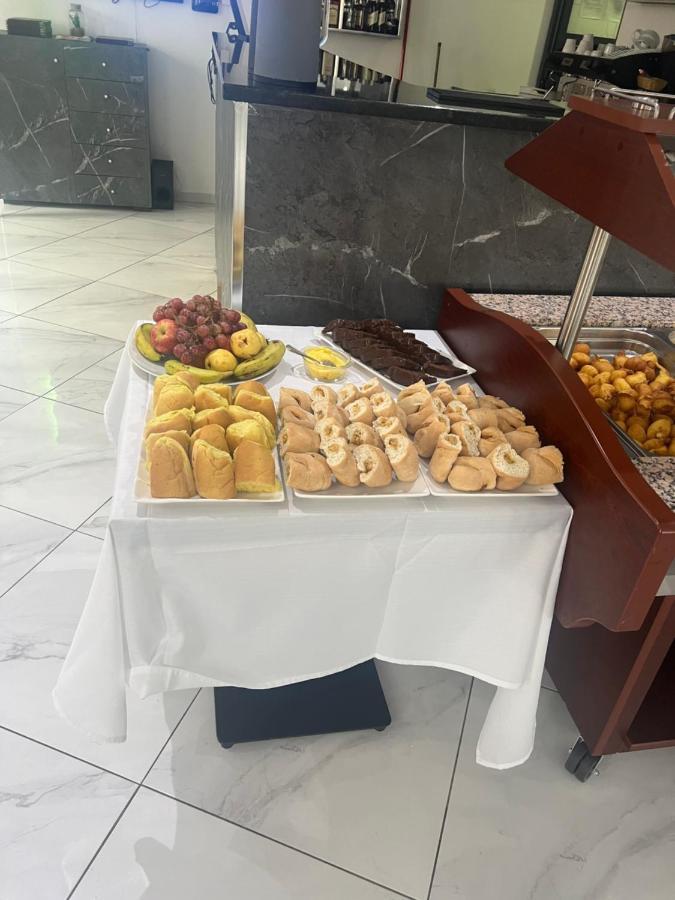 Hotel Residencial Santo Amaro Tarrafal  Zewnętrze zdjęcie